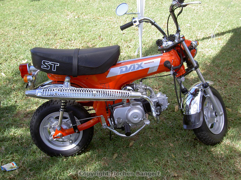 Honda Dax70
