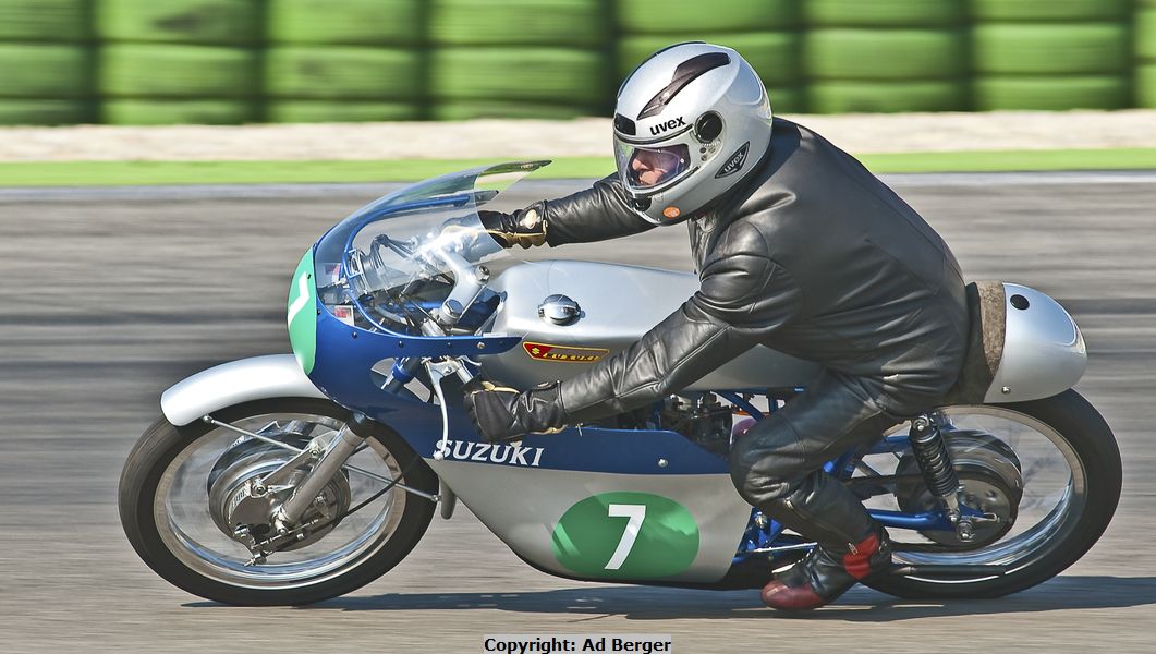 Günter Hilbig, Suzuki TR250 (Replika)
