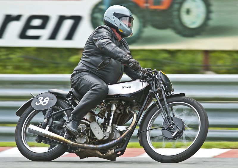 Bernhard Krismer (AUT), Norton MGP 500, 1938
