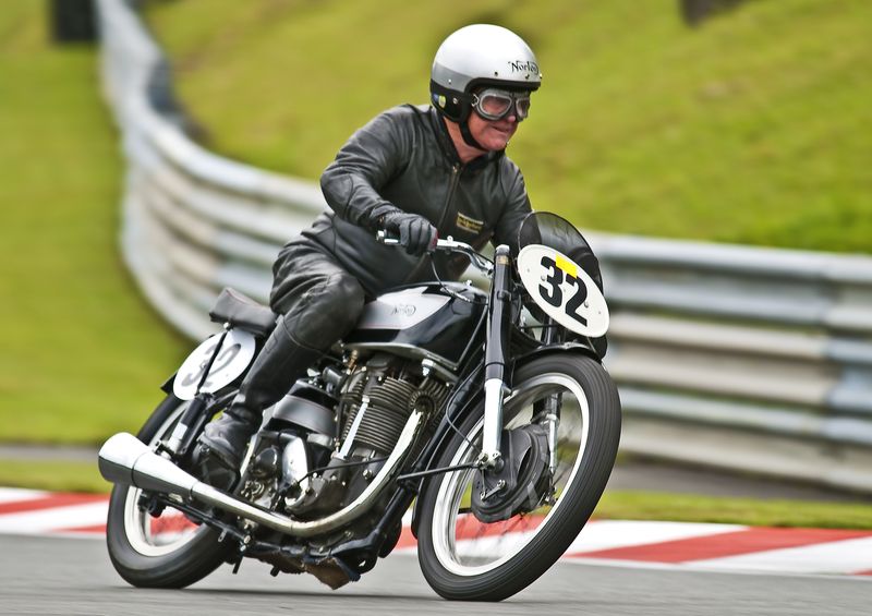 John Bennett (ENG), Norton Manx 500, 1950
