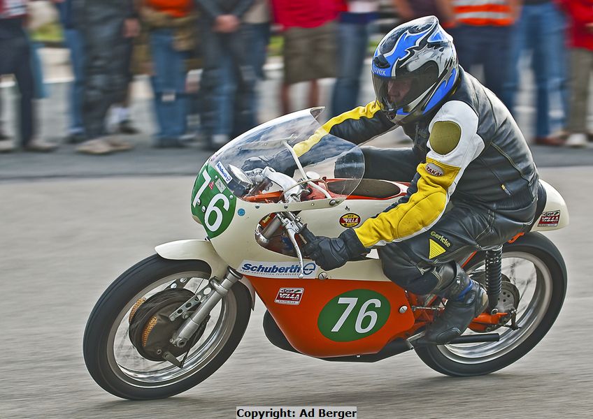 Reiner Paulig, Villa GP 250
