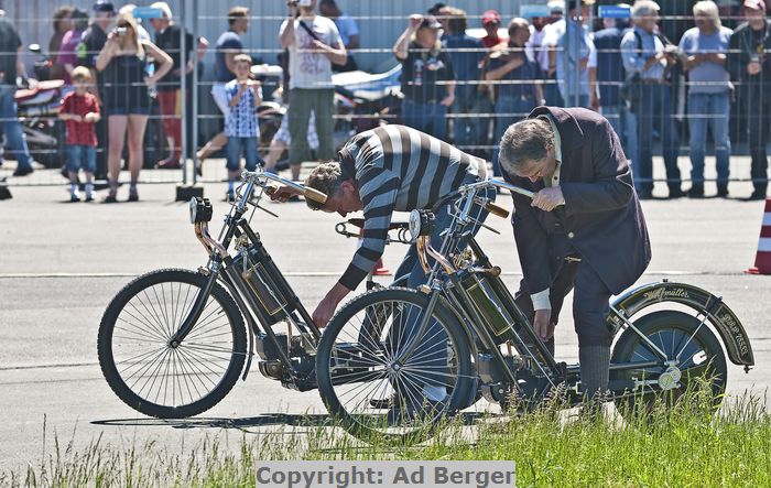 Odenwaldring Klassik - Flugplatz Walldürn
Hildebrand und Wolfmüller
