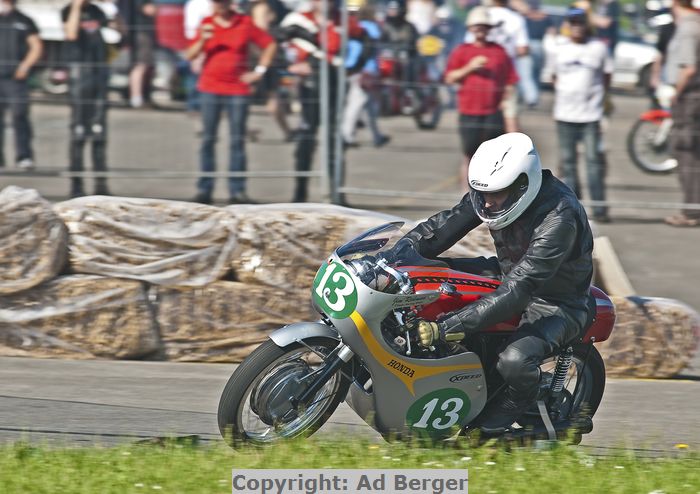 Jürgen Wolz, Honda RC 163 Replika
