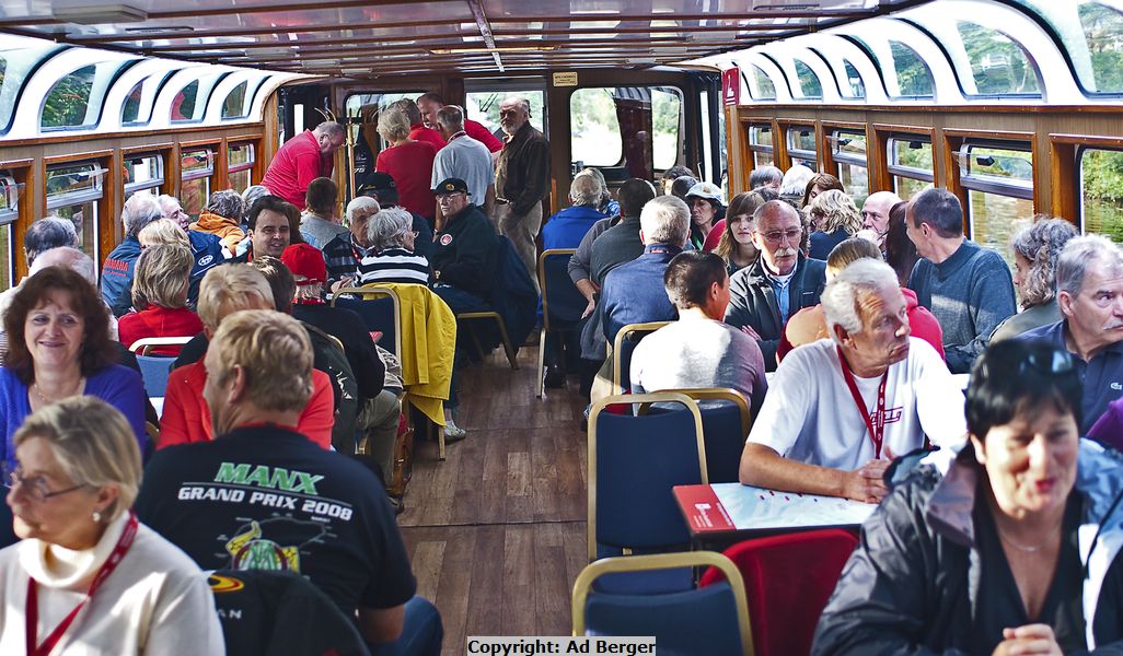 Alsterrundfahrt für Fahrer + Freunde
