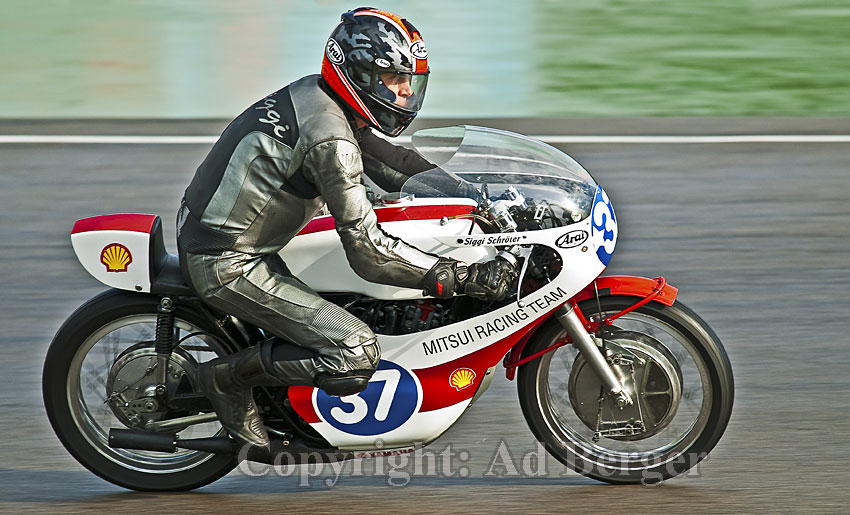 Siggi Schröter - Yamaha TZ350
