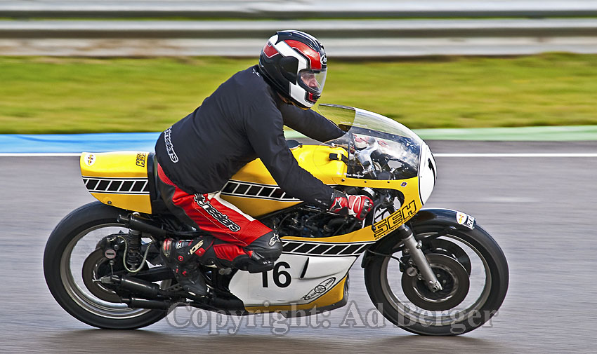 Jean Marie Herhard - Yamaha TZ700
