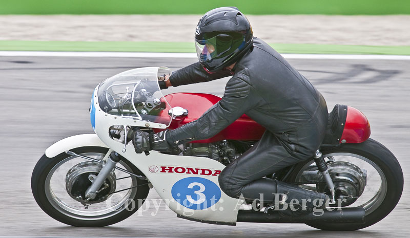 Heinz Tschinkel - Honda RSC 350 1968
