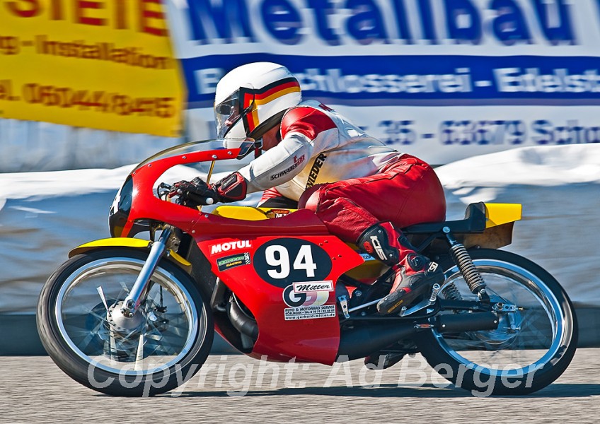 Schottenring Classic GP 2011
Wolfgang Müller - Maico RS 125 Replika
