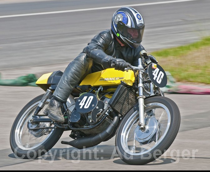 Odenwaldring Klassik - Walldürn 2011
Andreas  Kuhn, Maico RS 125, 1970 (40)
