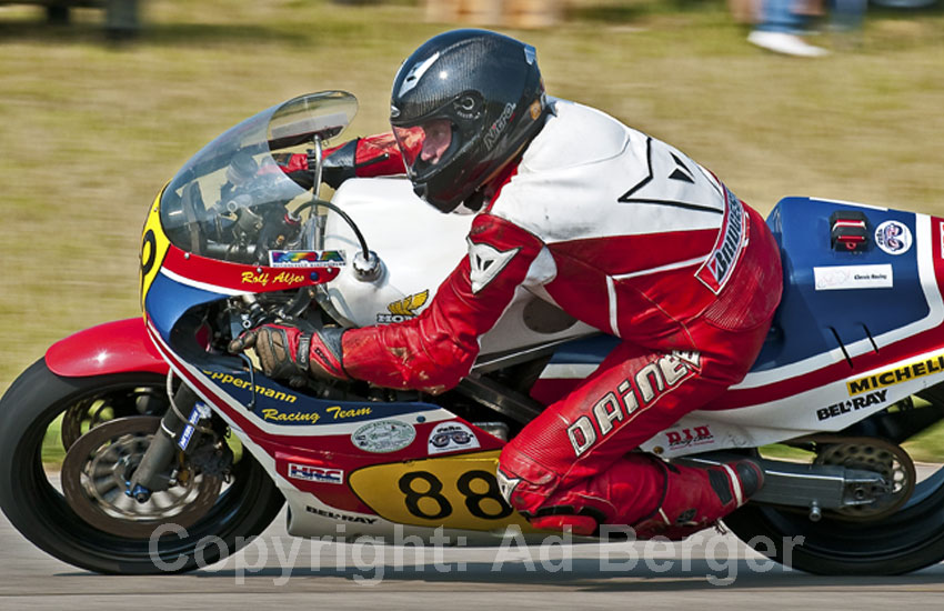 Odenwaldring Klassik - Walldürn 2011
Rolf Aljes - Honda RS500
