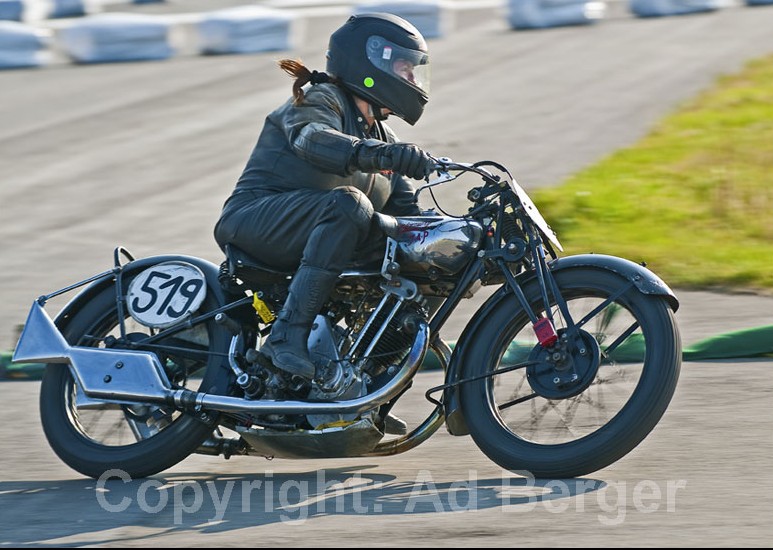 Odenwaldring Klassik - Walldürn 2011
Käthi Amstutz CH, Montgomery Jap, 1930 
