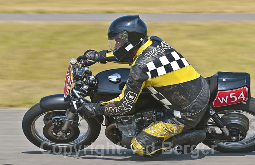 Odenwaldring Klassik - Walldürn 2011
Jürgen Beckmann, Honda CB 500 Four, 1976 
