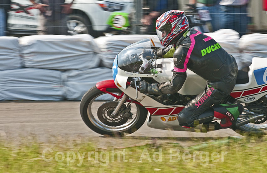 Odenwaldring Klassik - Walldürn 2011
Martin Exner, Yamaha TZ 350, 1979 
