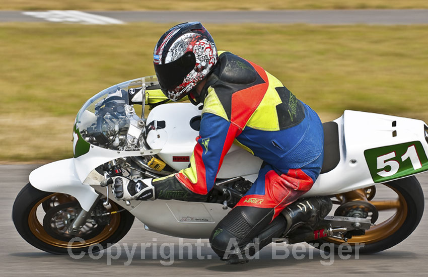 Odenwaldring Klassik - Walldürn 2011
Werner Reuberger, Spondon Yamaha, 1982
