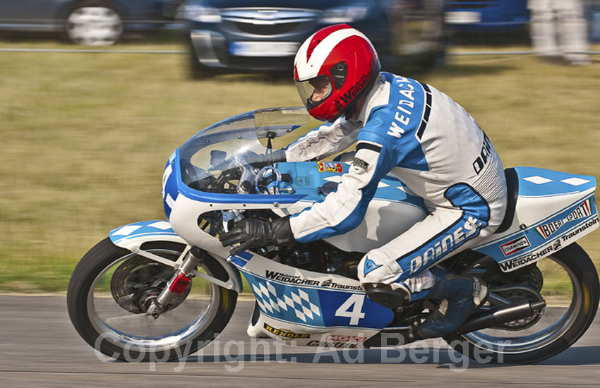 Odenwaldring Klassik - Walldürn 2011
Franz Weidacher, Yamaha TZ350
