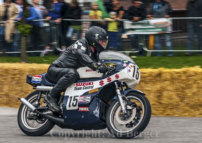 Hamburger Stadtpark-Revival 2012
Karl-Matthias Hübben, Aachen - Suzuki TR 750 XR11 1973
