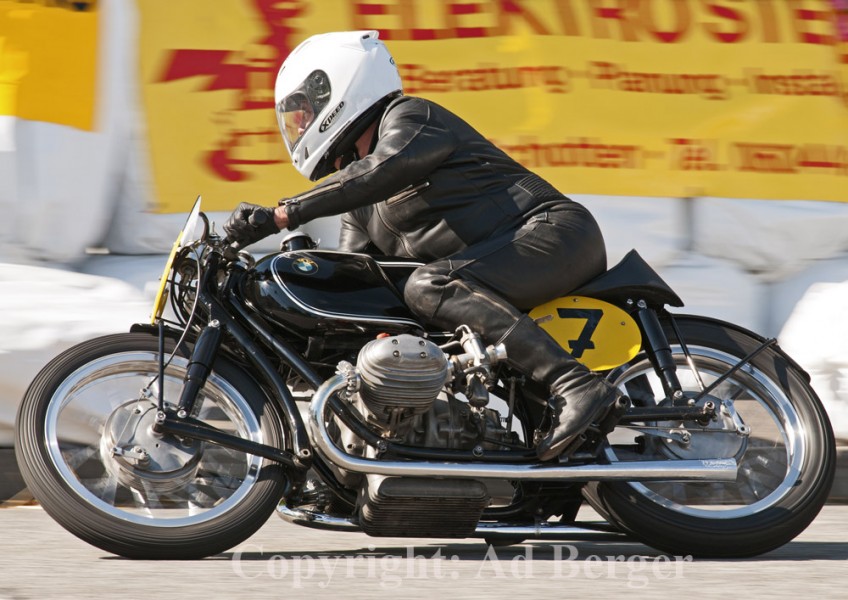 Schottenring Classic GP 2012
Lothar John - BMW RS 54
