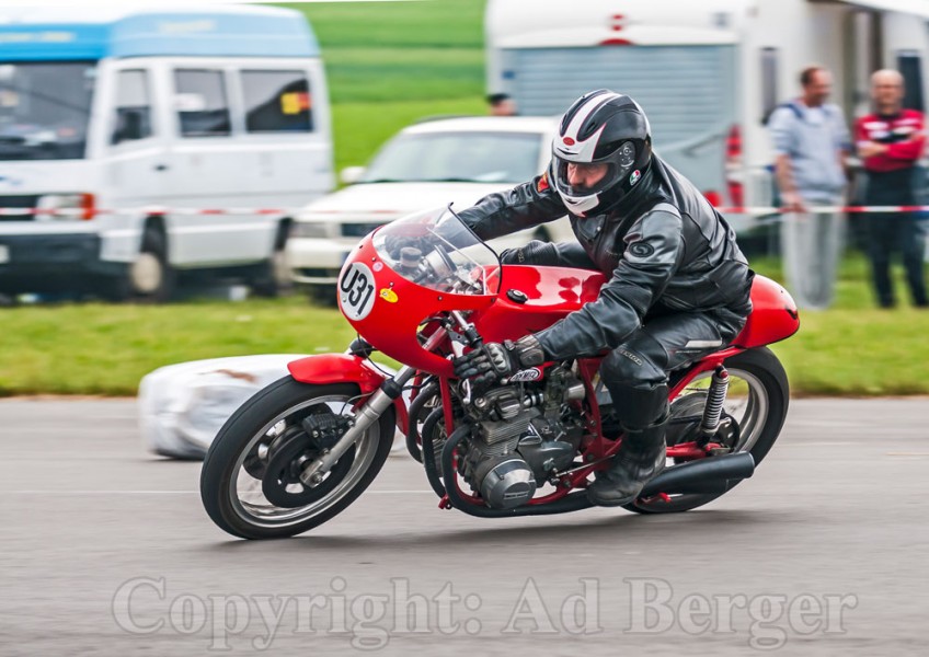 Odenwaldring Klassik - Flugplatz Walldürn
Alex-Link-Moto-Guzzi-GTS350-1974
