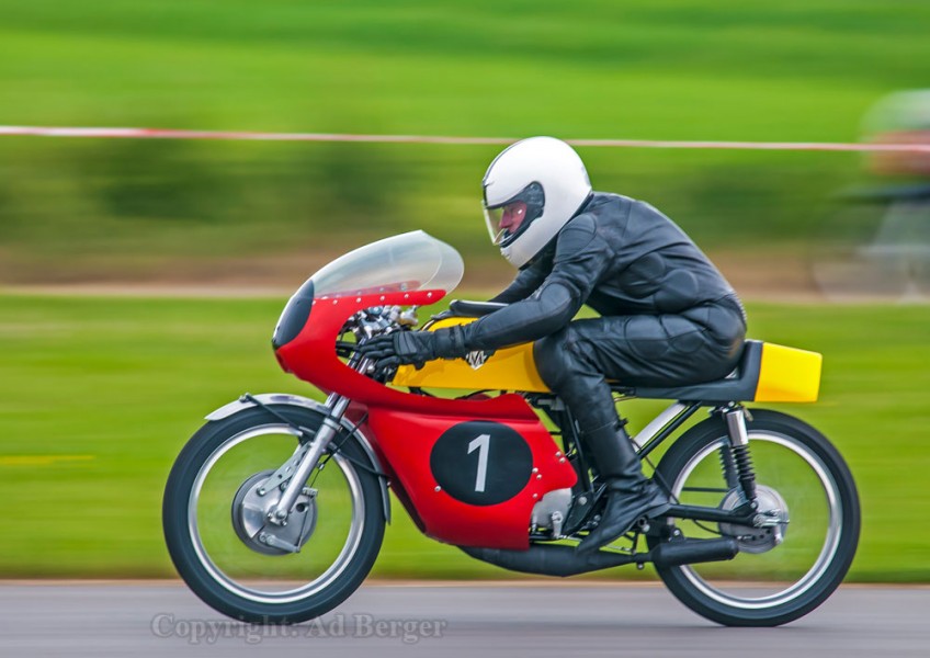 Odenwaldring Klassik - Flugplatz Walldürn
Erich Sander - Maico RS 125
