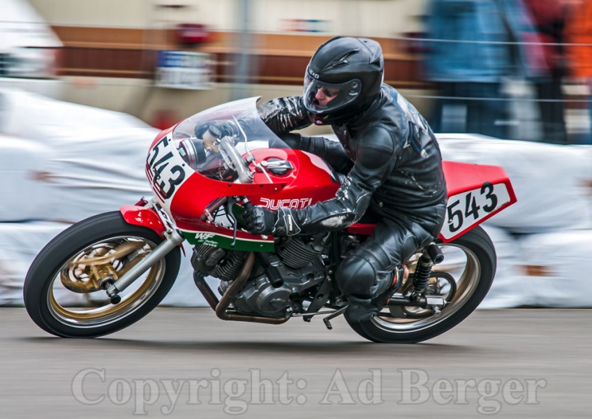 Odenwaldring Klassik - Flugplatz Walldürn
Hans-Peter-Mers-Ducati-Pantah-500-1978
