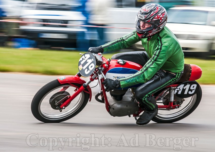 Odenwaldring Klassik - Flugplatz Walldürn
Hartmut-Gläß-MV-Agusta-125-Corsa-1964
