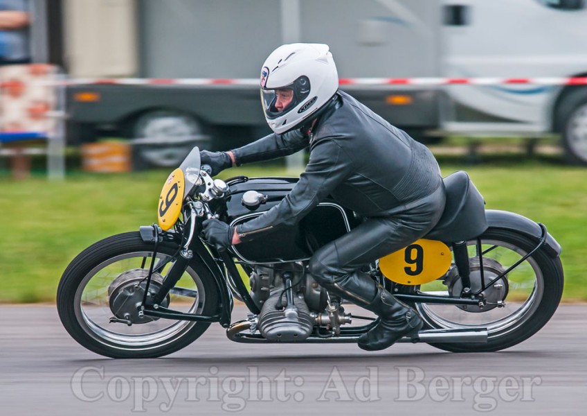 Odenwaldring Klassik - Flugplatz Walldürn
Lothar John - BMW RS 51
