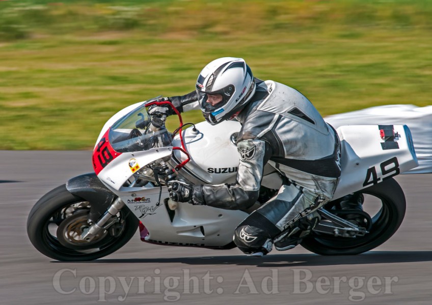 Odenwaldring Klassik - Flugplatz Walldürn
Silvio-Reinprecht-Suzuki-RGV250-1990
