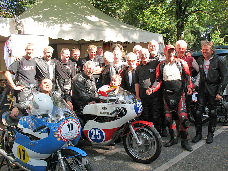 Teilnehmer des Sonderlaufes Classic Motorcycles Schneider/Marewski
