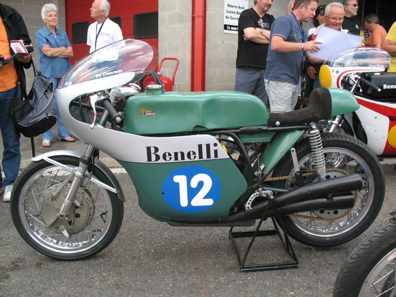 350cc Benelli-4  -  Team Luciano Battisti
