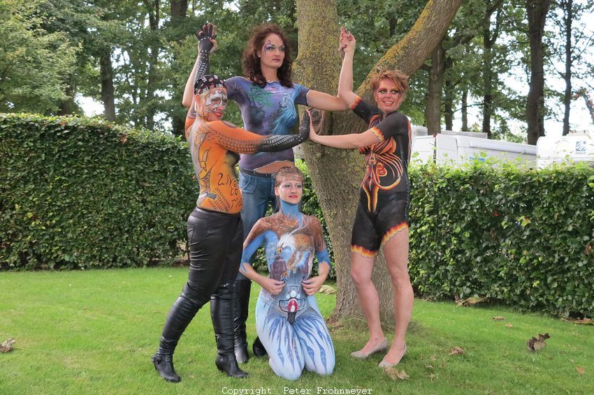 G.P. Eext 2014
Bodypainting im Fahrerlager
