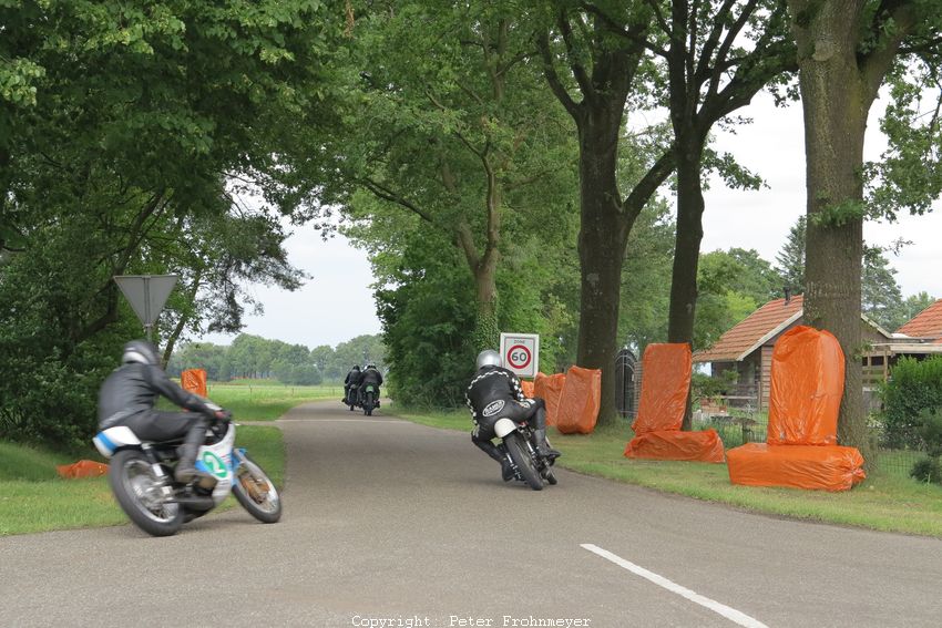 11. Classic TT Gramsbergen (NL)
mit Vollgas in die 60er Zone
