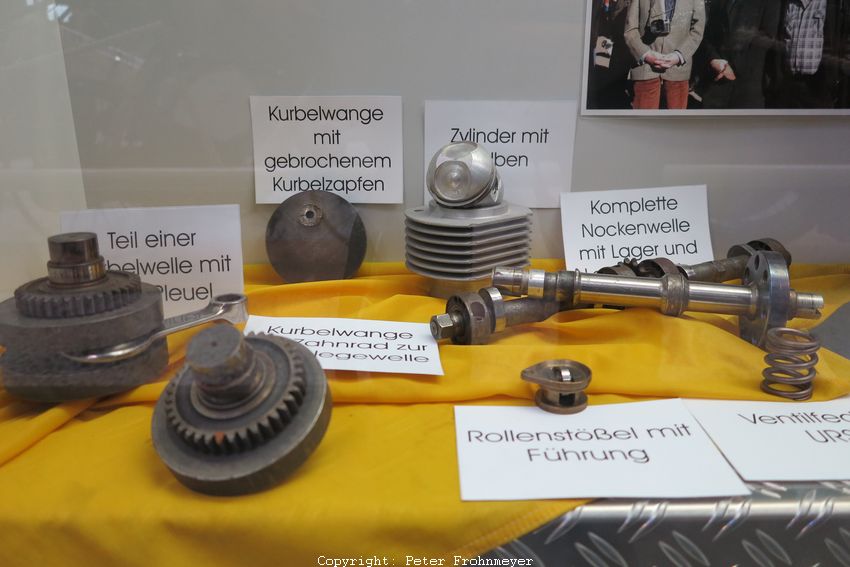 Auto & Technik MUSEUM SINSHEIM
Motorenteile der URS
