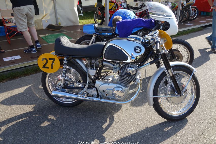 Solitude Revival 2015
Honda CYB 72
