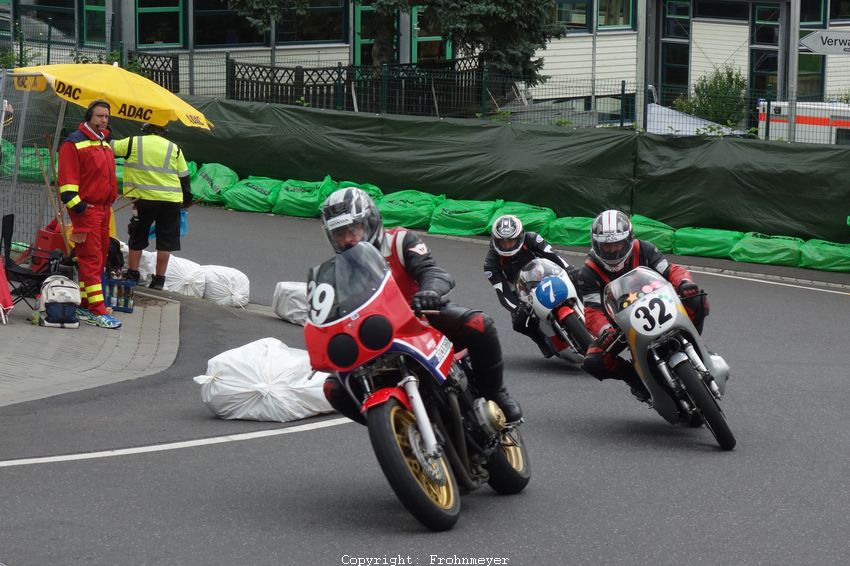 Schottenring Classic GP - 2016
Klaus-Dieter Mattern (29), Mike Florin (7), Udo Scheliga (32)

