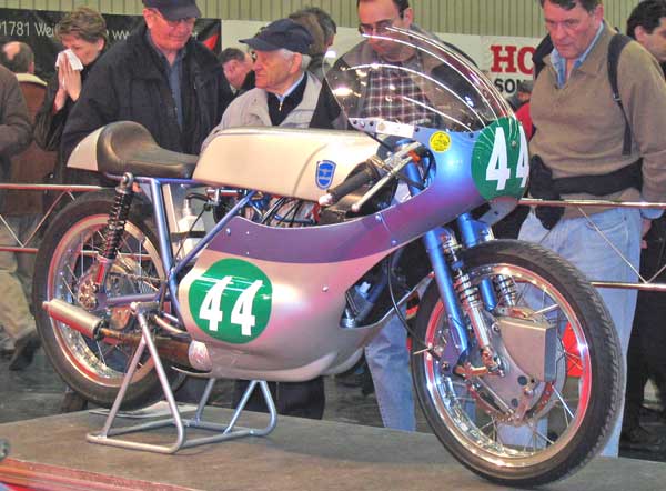 Adler RS 250
