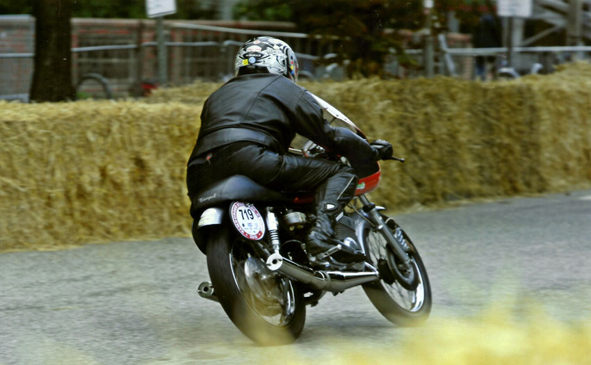 Dietmar Jahnsch - Suzuki GT250 Cup
Foto: PIXELrace.de
