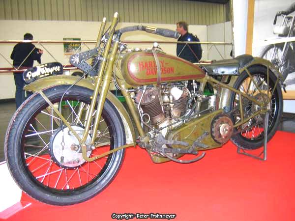 Harley - Davidson
Rennmaschine "Tribute To Paul Weyres" von Fritz Simmerlein
