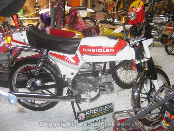 Kreidler Flott, Bj 1980
von ehemals Mofa auf Kleinkraftrad umgebaut
