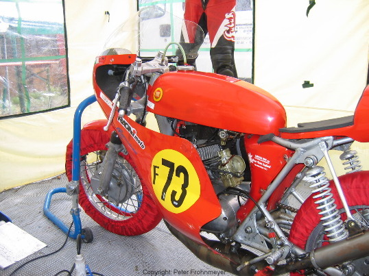 Montesa 175, Bj.1963
"Endlich" - Reifenwärmer bei historischen Veranstaltungen
