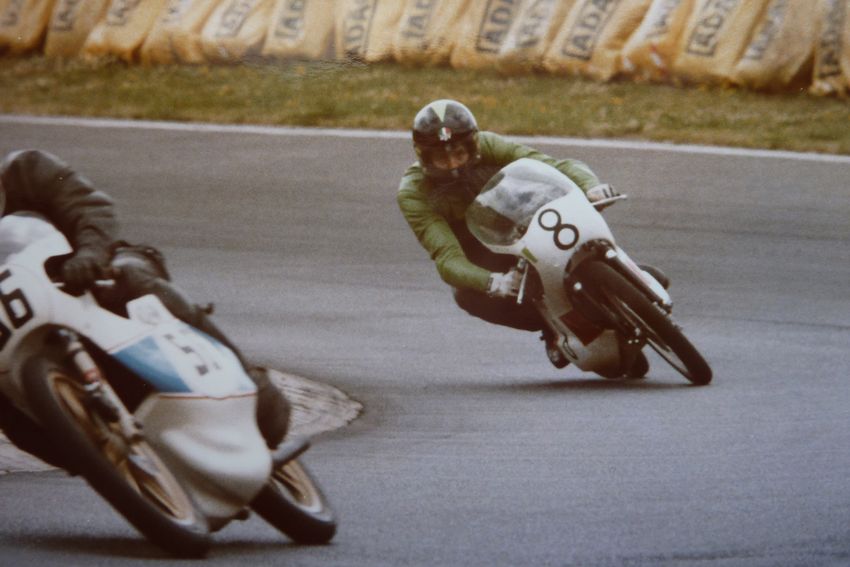 1977 B-Lizenz OMK Pokal 
Klasse 125 cc, Nürburgring Start/Zielschleife
Sturz aus technischen Gründen
