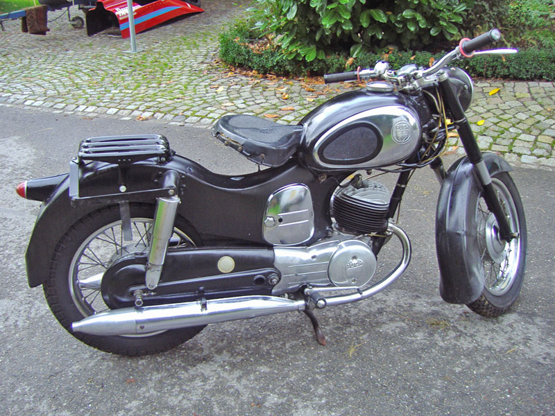 Puch 125
Foto: Heinz Stadler
