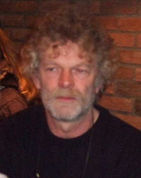 Weltmeister Egbert Streuer
[url=http://nl.wikipedia.org/wiki/Egbert_Streuer]wikipedia-egbert streuer[/url]

