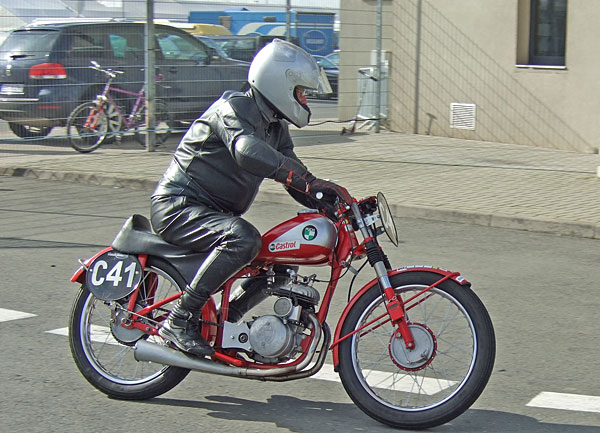 Helmut Bechtel, Puch
VFV - Klasse C Post Vintage bis 350ccm Baujahr 31-49
