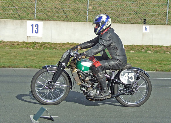 Peter Nitsche, DKW
VFV - Klasse C Post Vintage bis 350ccm Baujahr 31-49
