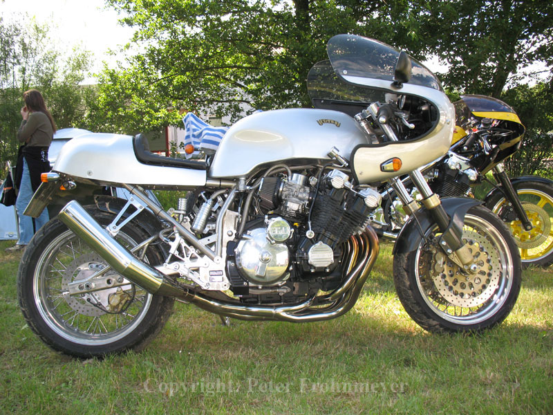 Egli-CBX mit Honda-Sechszylindermotor
Sieger im "MO" Eigenbauwettbewerb 2006
