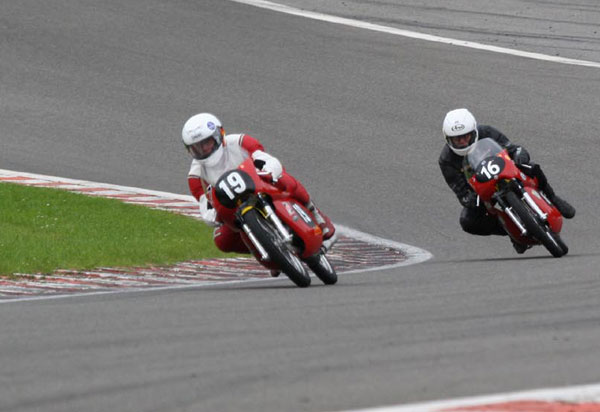 Wolfgang Müller, Peter Frohnmeyer, Maico 125ccm
es gibt doch ein Foto von meinem kurzen Gastspiel in Spa
