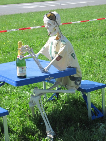 Odenwaldring Klassik 2014 - Flugplatz Walldürn
noch vom letzten Jahr übrig...
Foto: Jochen Bangert
