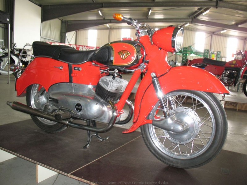 Odenwaldring Klassik
Maico Taifun 400, Bj.1956
