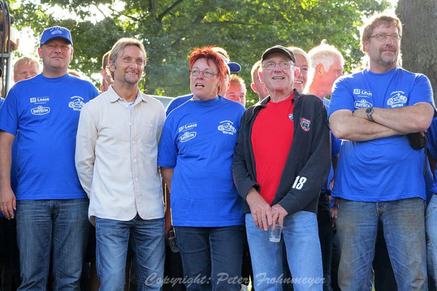 Historische Motor GP Eext 2012
Ehrengäste in Eext: Carl Fogarty (4x Superbike-Weltmeister) und Paul Smart
