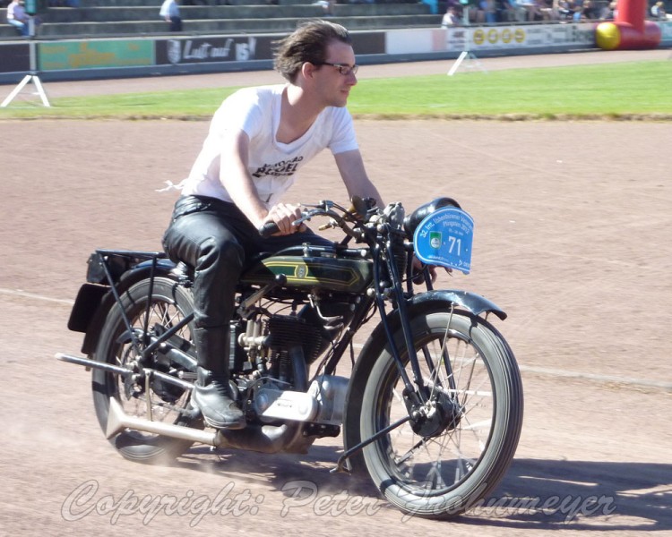 Motorrad Veteranen-Rallye Ibbenbüren 2012
Izaks Sander, Triumph Model N3, 494ccm, Bj. 1927
